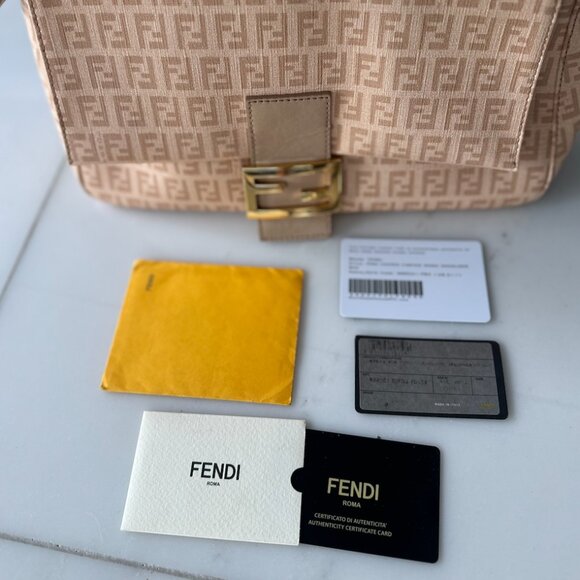 Fendi Zucca Mama Baguette Shoulder Bag in Pink/Beige - Picture 7 of 7